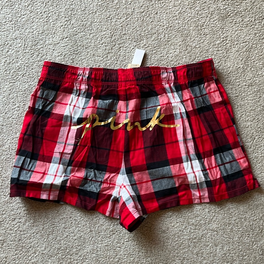 BRAND NEW W TAGS! Super cute PINK PJ shorts!